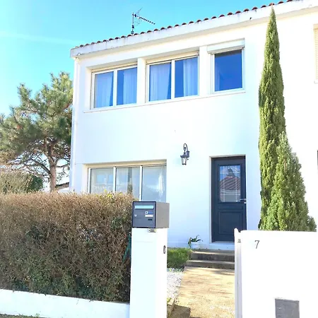 Maison Centre Avec Jardin , Terrasse, Et Garage Velos Holiday home *